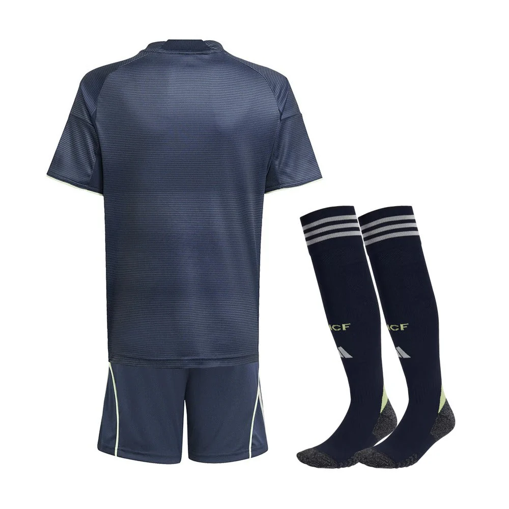 KIT ENFANT REAL MADRID EXTERIEUR 2025/2026 - Image 2
