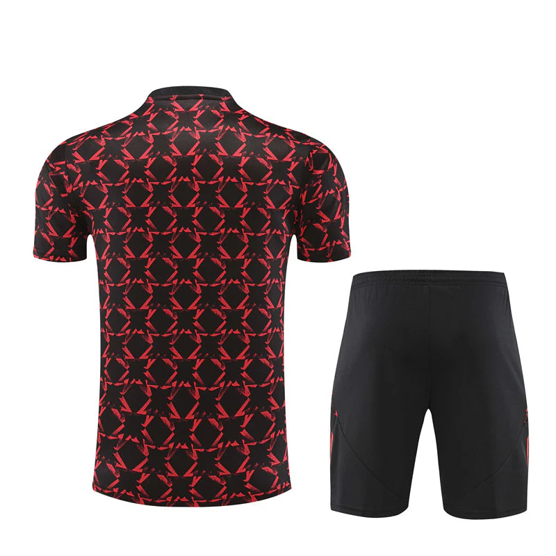 TRAINING MANCHESTER UNITED 2024/2025 - Image 2